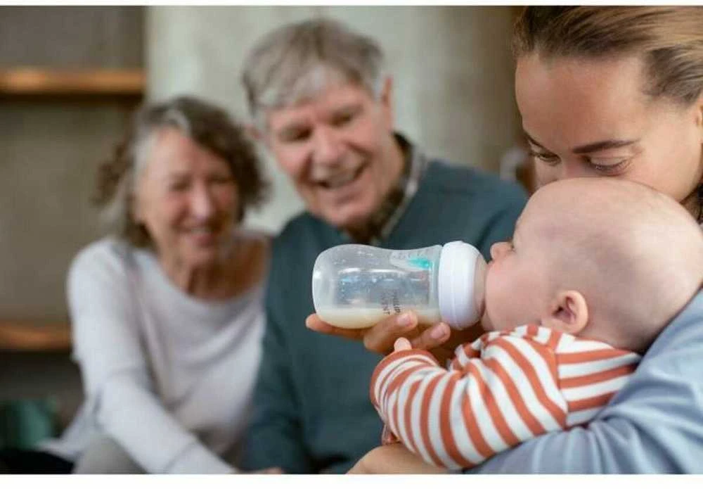 PHILIPS AVENT BUTELIUKŲ RINKINYS NAUJAGIMIUI NATURAL RESPONSE AIR-FREE SCD657