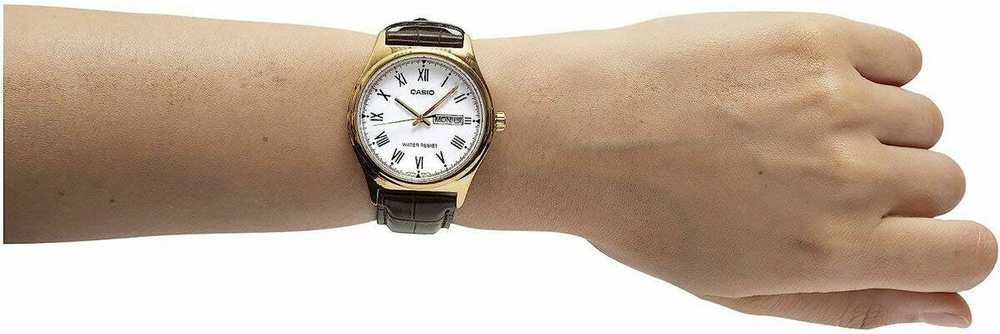 Laikrodis Casio kolekcija Vintažinis CASIO KOLEKCIJOS modelis DIENOS IR DATOS ROMĖNIEČIŠKI INDEKSAI, ODINIAI - AUKSINIAI