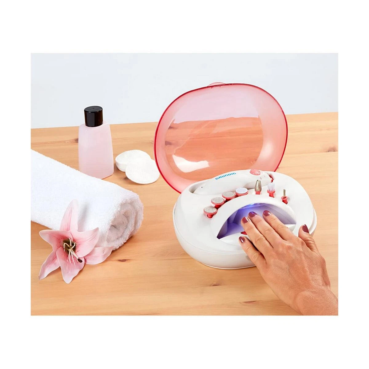 Grundig Grundig komplektas do manicure i pedicure mod MP7630