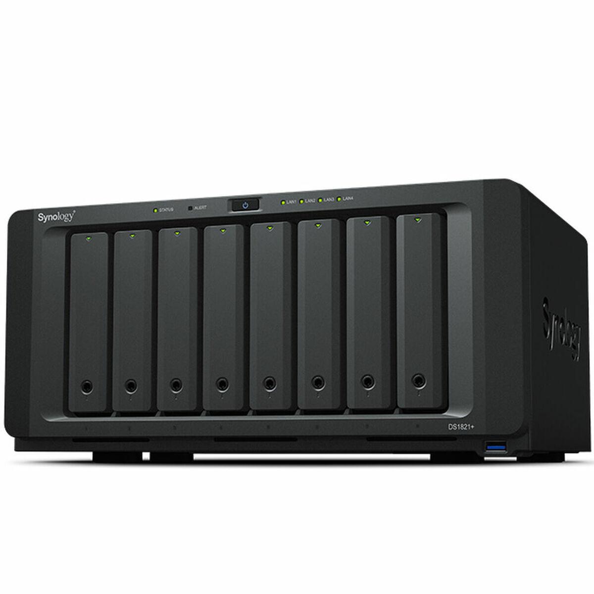 Serveris Synology Sinologija | Bokštas NAS | DS1821+ | Iki 8 HDD/SSD Hot-Swap | AMD Ryzen | „Ryzen V1500B Quad Core“ | Procesoriaus dažnis 2,2 GHz | 4 GB | DDR4