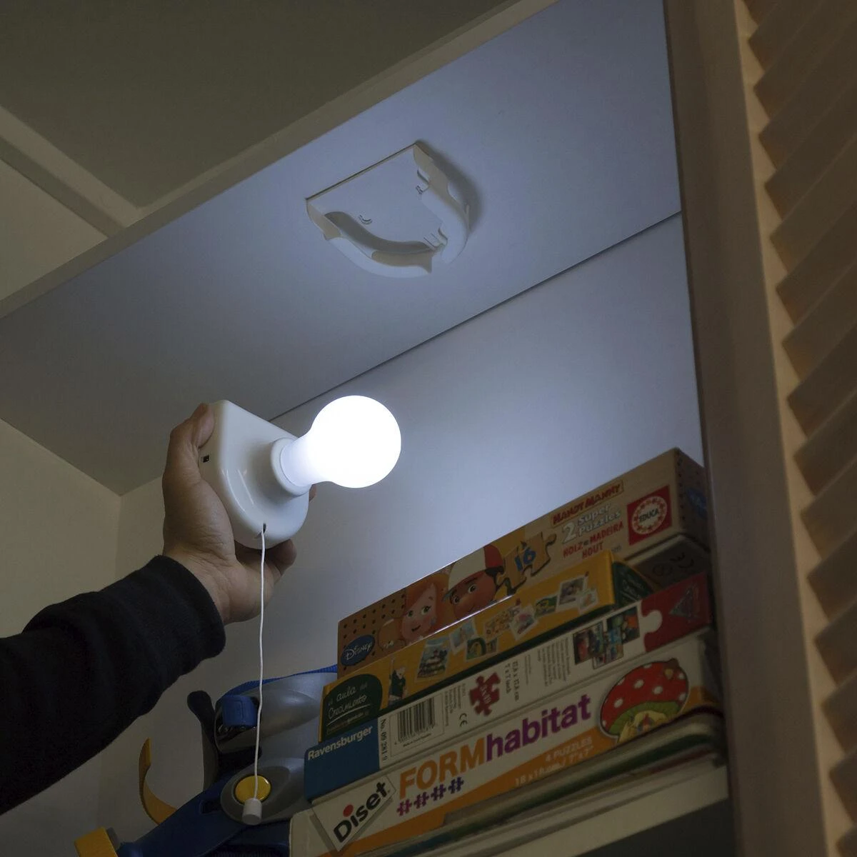 Sieninis šviestuvas Nešiojama LED lemputė Stilamp InnovaGoods