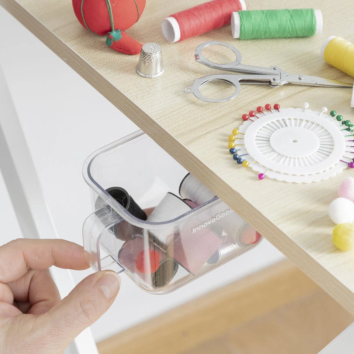 Nuimami prisitvirtinantys virtuvės indai Handstore InnovaGoods Pakuotėje yra 2 vienetų