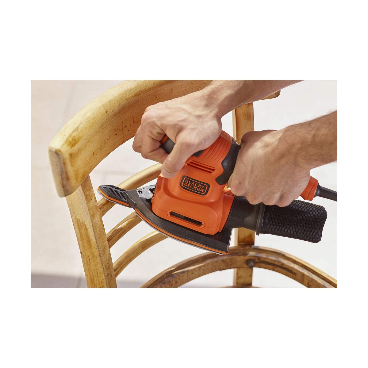 Black & Decker Juodas & Decker Trikampis šlifuoklis Juodas & Decker BEW200-QS; 200 W