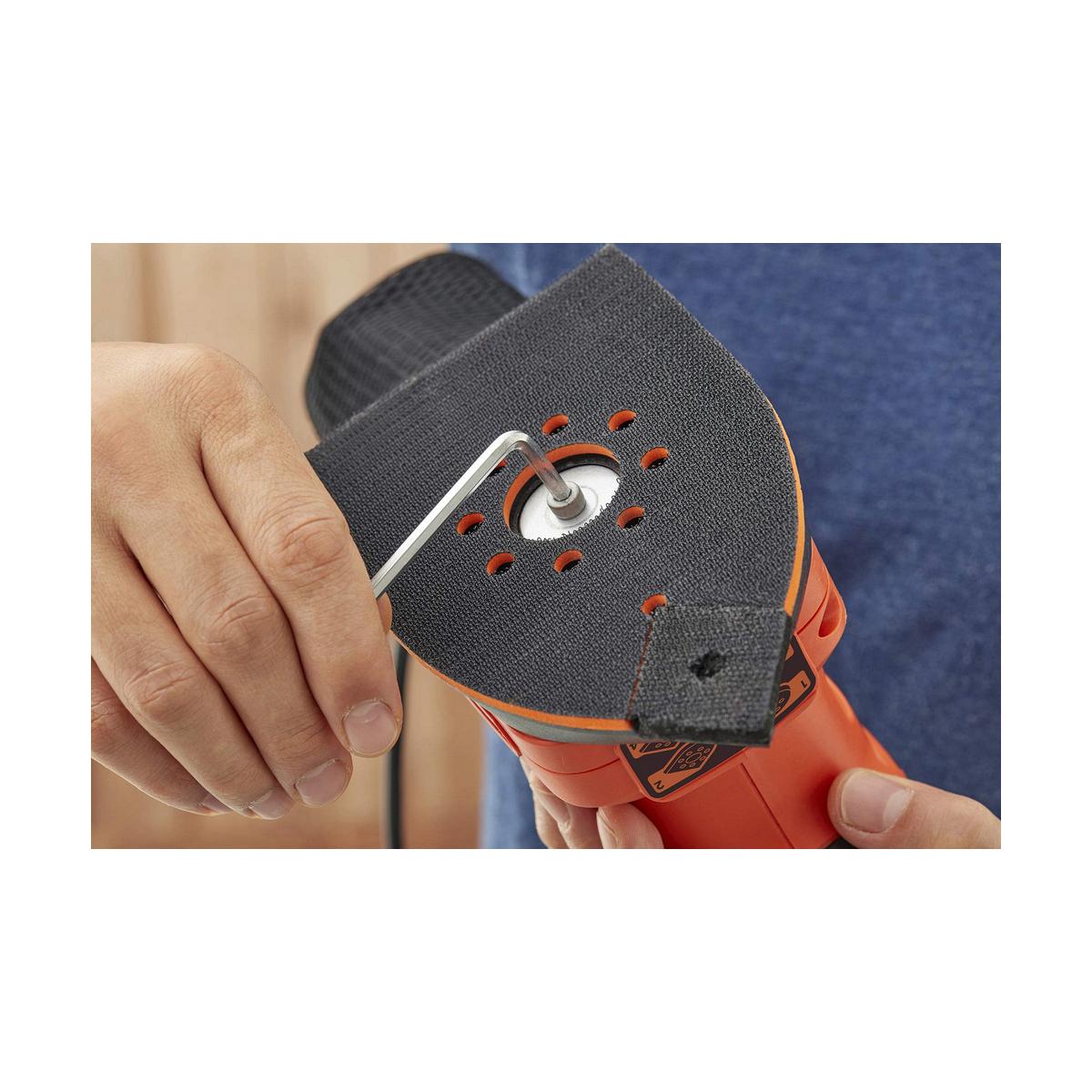 Black & Decker Juodas & Decker Trikampis šlifuoklis Juodas & Decker BEW200-QS; 200 W