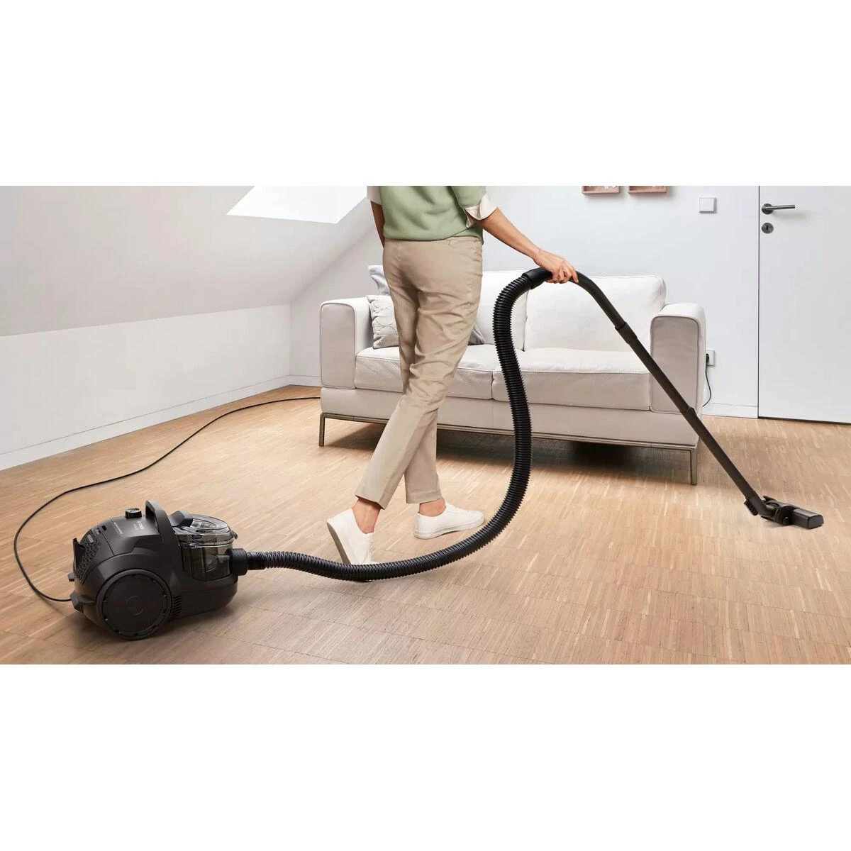 Bosch BGC21X200 Serija 4, Dulkių siurblys be maišelio, Juoda