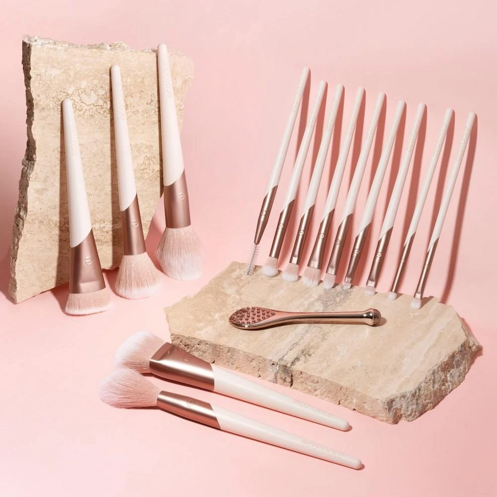 "Ecotools Luxe Soft Highlight " šepetėlis 1 vienetas
