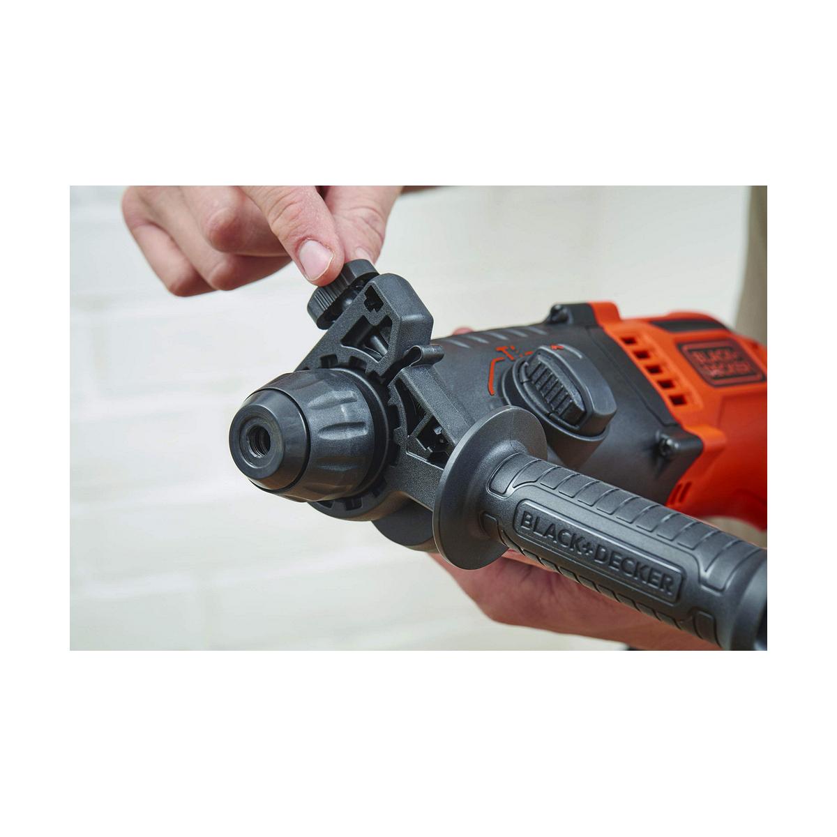 Black & Decker BD Perforatorius 650W KUFER