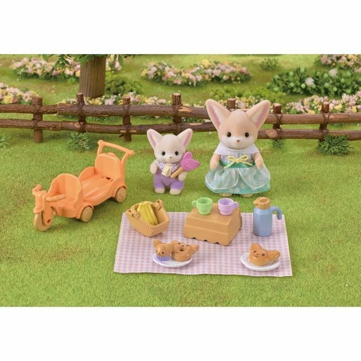 Sylvanian Families Epoch Figūrėlės lapiukų šeimyna su pikniko aksesuarais