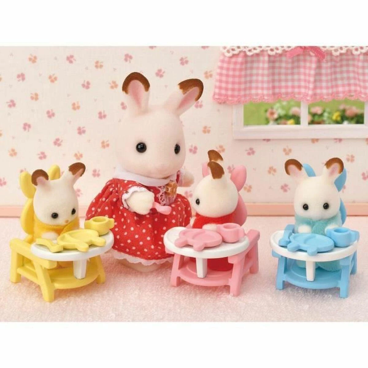 Sylvanian Families Epoch Figūrėlės trynukų kiškučių su šokoladinėmis ausytėmis