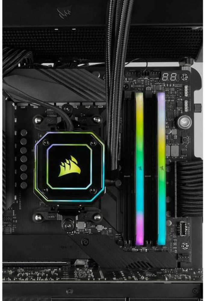 RAM Corsair Vengeance RGB RT Juodas 32GB Kit (2x16GB) DDR4-3200 CL16 DIMM atmintis