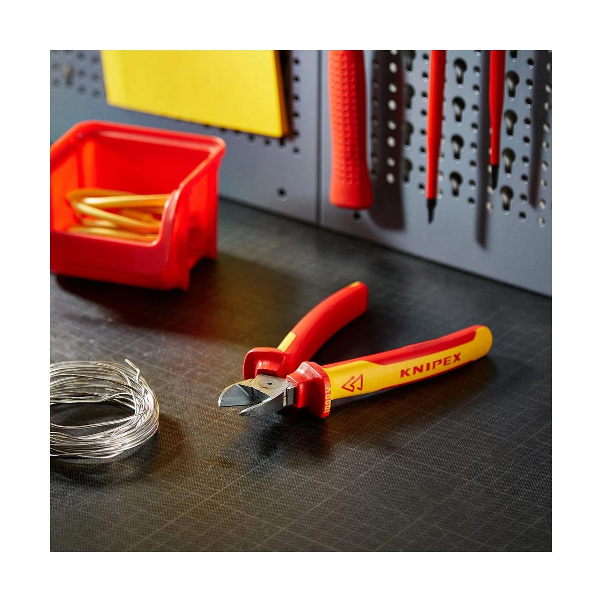 Žnyplės šoninio kirpimo VDE 180mm, Knipex