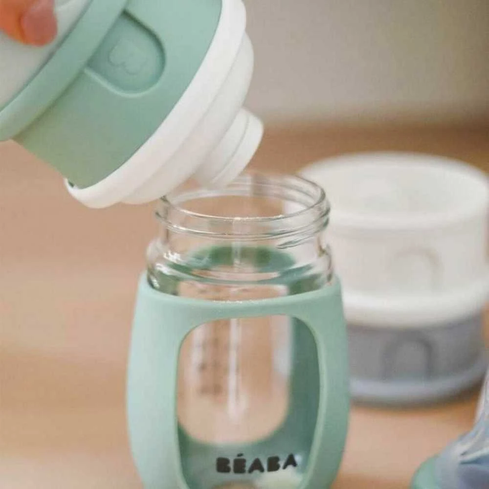 BEABA 4 SKYRIŲ PIENO MILTELIŲ DOZATORIUS IR UŽKANDŽIŲ DĖŽUTĖ, COTTON/SAGE Žalias