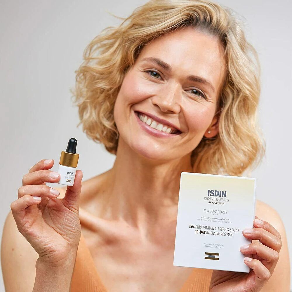 Isdin Isdinceutics Rejuvenate Flavo-C Forte intensyvus veido serumas 5,3ml