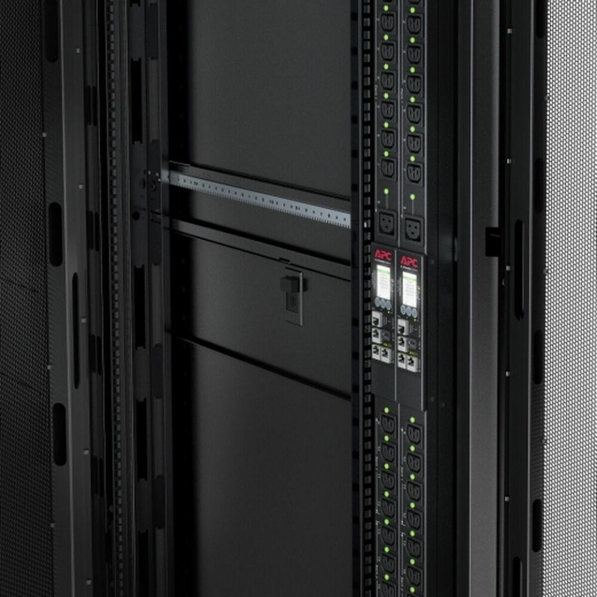 APC Rack PDU 9000 komutuojamas, ZeroU, 32A, 230V, (21) C13 ir (3) C19 | Schneider Electric