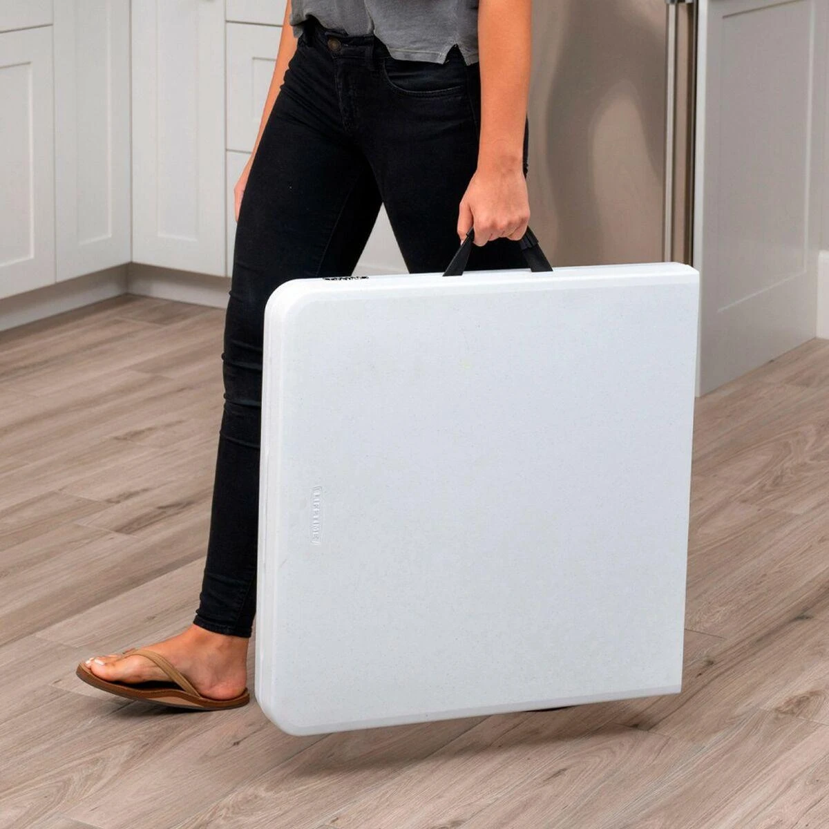 Lifetime Sulankstomas stalas 122 cm su reguliuojamu aukščiu 4428