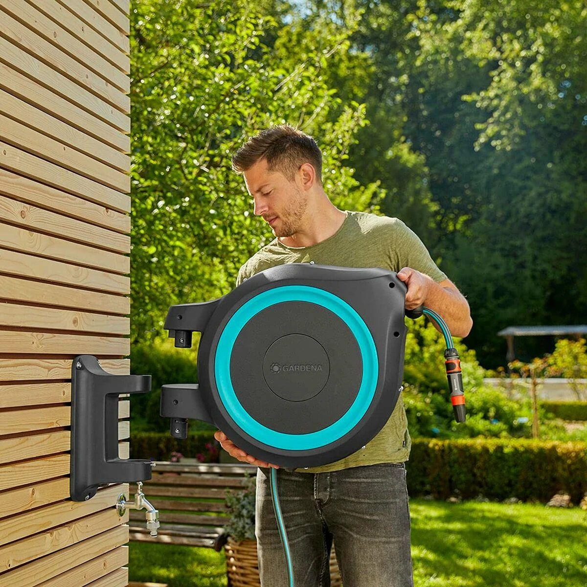 Gardena sieninė automatinė ritė žarnai "RollUp M/L" 25m, 13mm