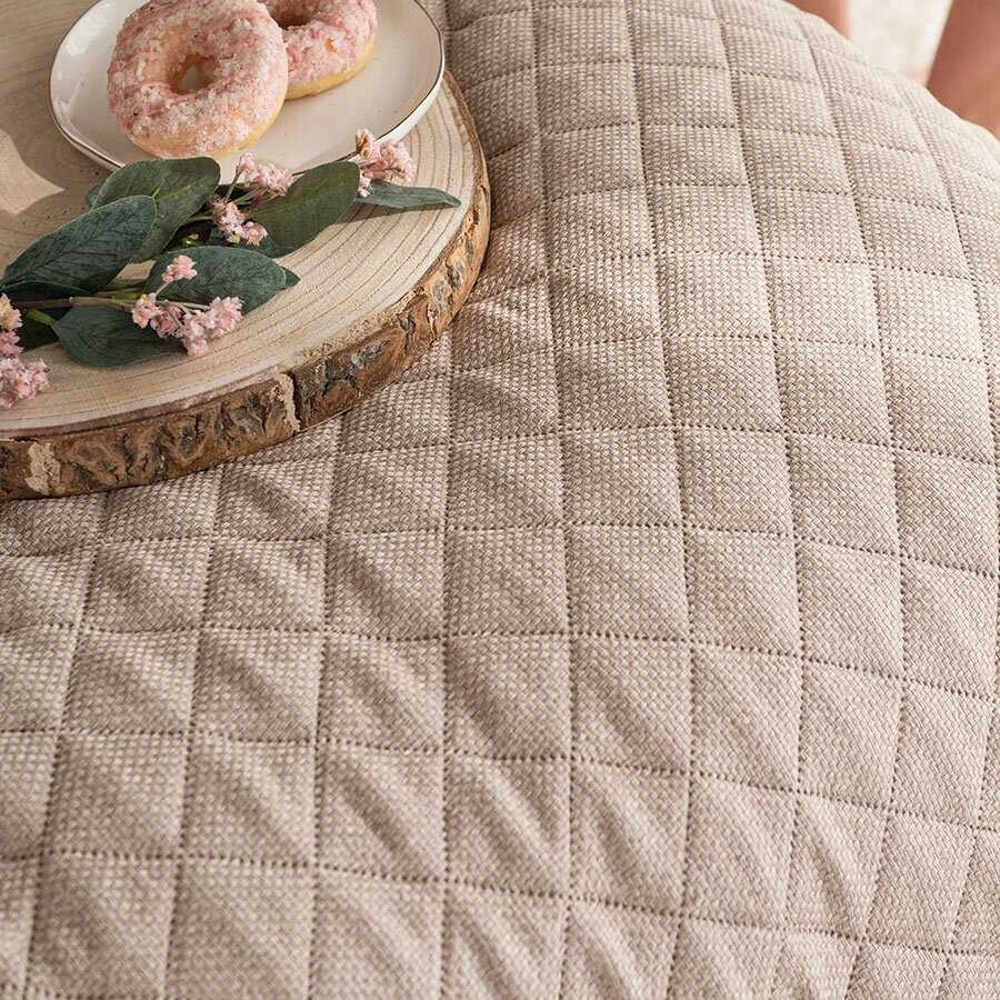 Lovatiesė MOLLY DARK BEIGE, 220x240 cm