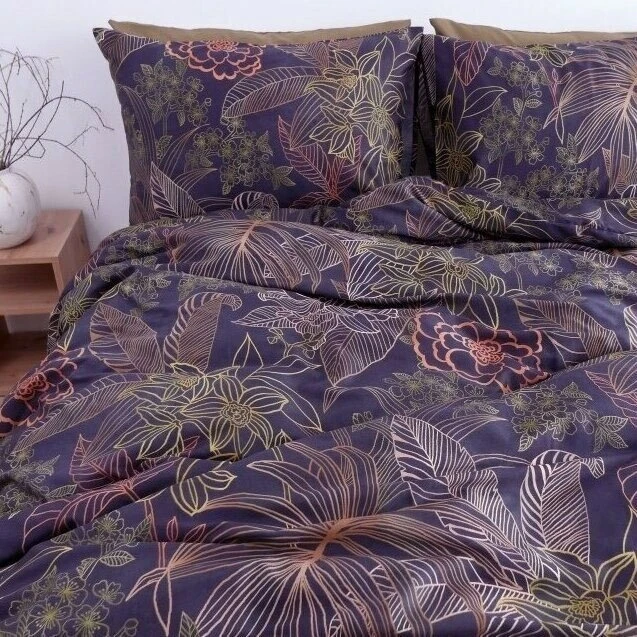Saules Patalyne PREMIUM mako satino patalynė AUKSO RAŠTAI NAKTYJE (violetinė), 3 dalių, 200x220 cm