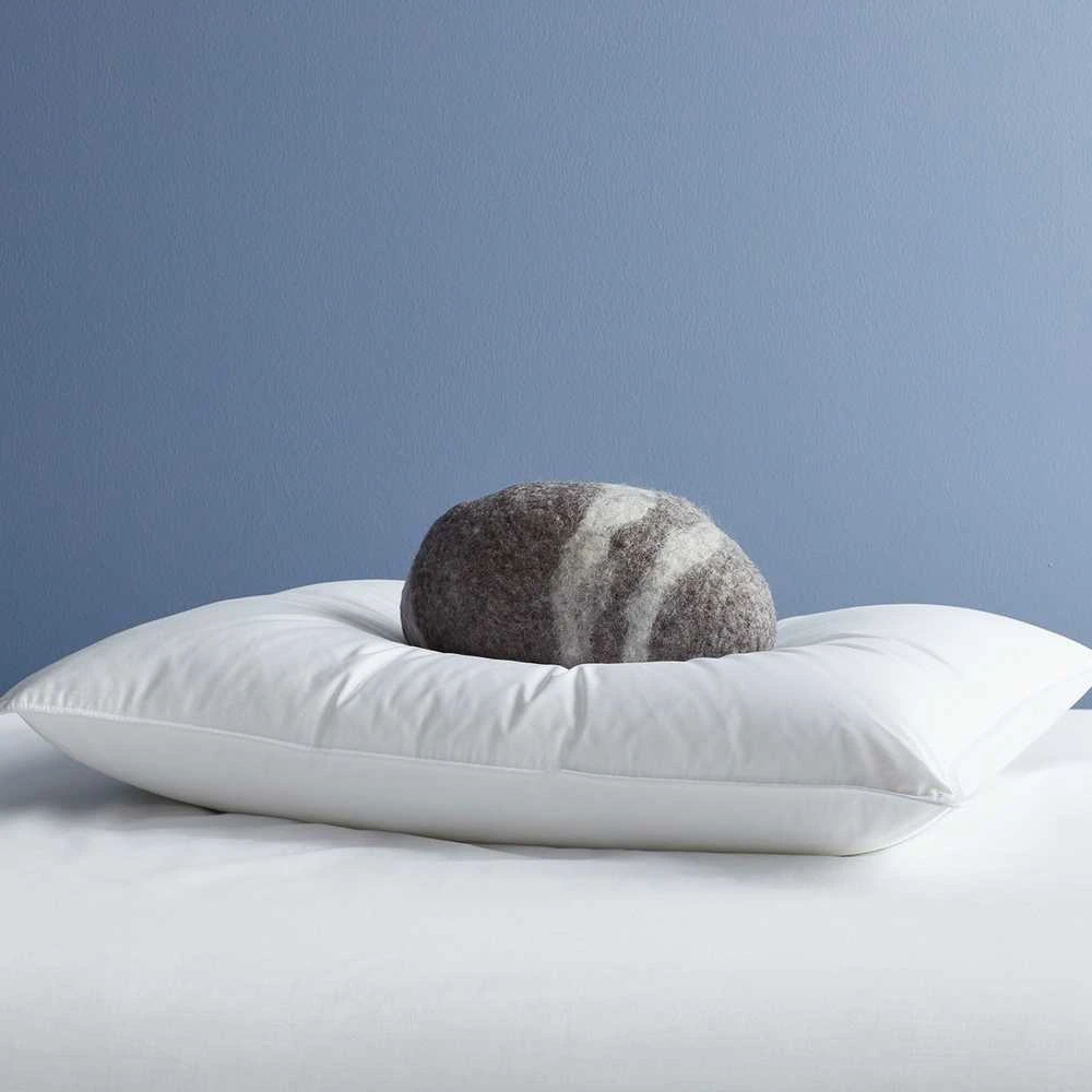 Saules Patalyne Pūkinė pagalvė su tiku EXCLUSIVE ULTRA (žąsų 90%-pūkų, 10%-plunksnų), 70x70 cm (1kg)