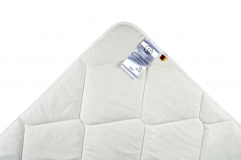 Comco Skalbiamos avių vilnos antklodė SUPERWASH (300 gm²), 140x200 cm