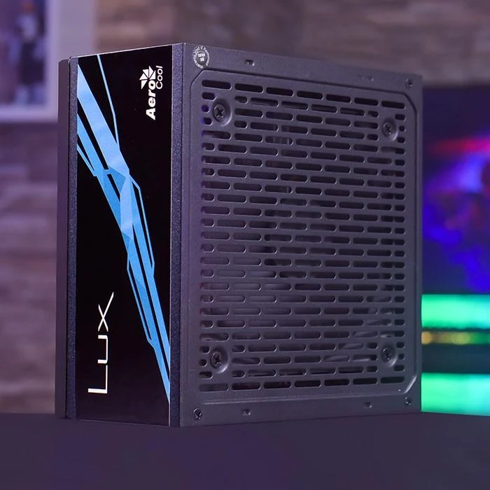 Aerocool LUX 650W maitinimo blokas 20+4 pin ATX ATX Juoda