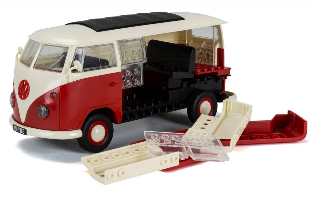 Airfix Model plastikowy QUICKBUILD VW Camper Van raudona