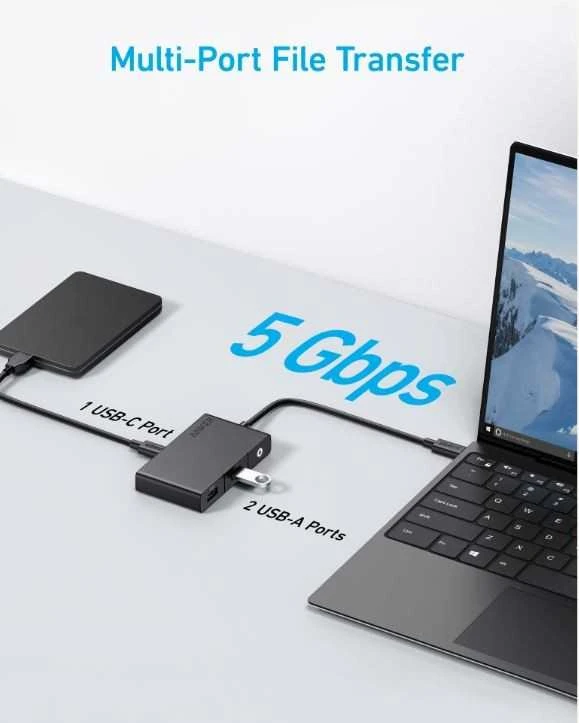 Anker 332 USB-C šakotuvas su prijungtais įrenginiais