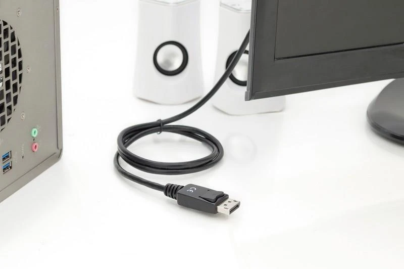 Juodas DisplayPort į HDMI laidas