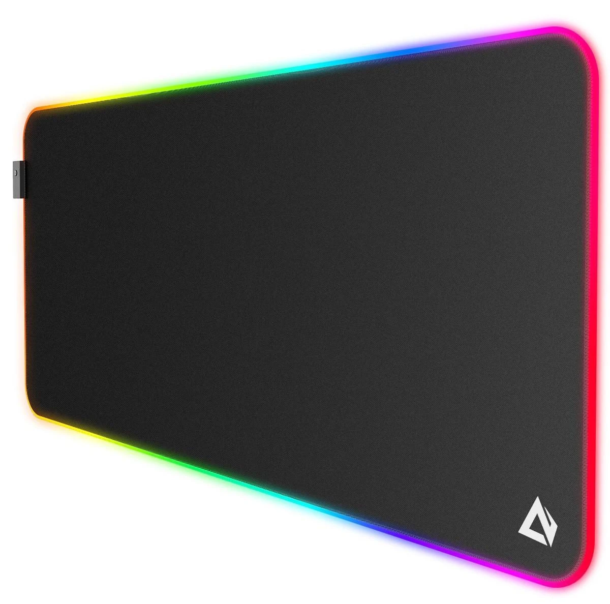 Vandeniui  atsparus pelės kilimėlis  Aukey KM-P7 RGB XXL 900x400x4mm