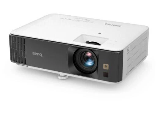 BenQ TK700 Žaidimų projektorius su tikrąja 4K skiriamąja geba, HDR technologija ir 16 ms įvesties delsa atskleidžia tamsias scenas