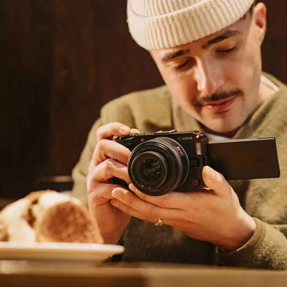 Canon EOS R50 V BODY | Megapixel 24.2 MP | Juodas