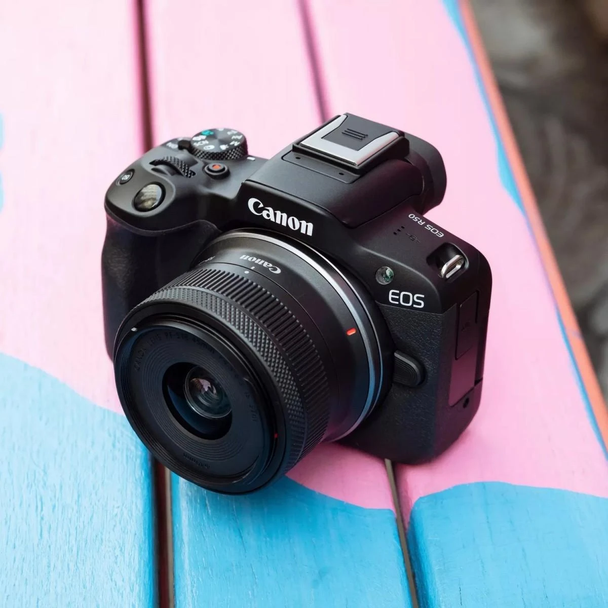 Canon EOS R50 + RF-S 18-45mm IS STM (Juodas)