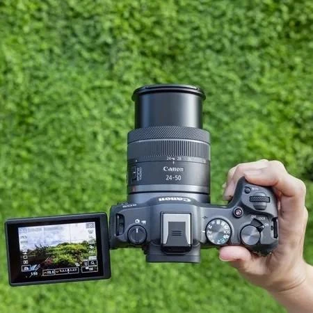 Canon EOS R8 Body (Juodas)