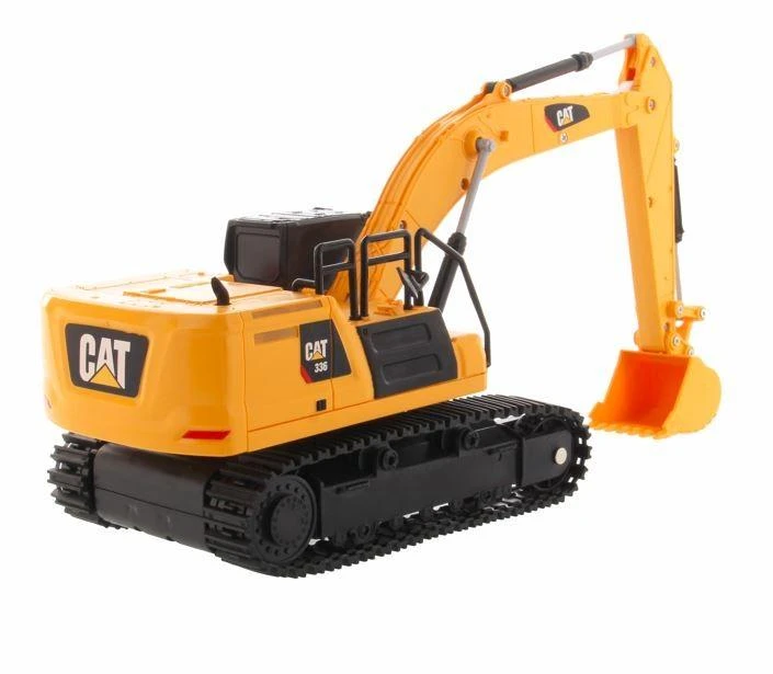 Carrera Nuotoliniu būdu valdoma Caterpillar ekskavatoriaus modelis 1:35