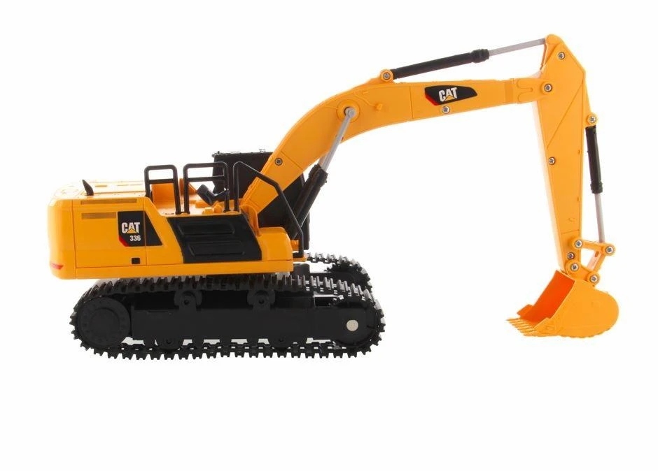 Carrera Nuotoliniu būdu valdoma Caterpillar ekskavatoriaus modelis 1:35