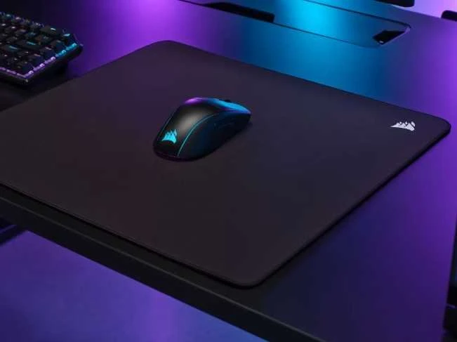 Corsair MM500 v2 Hybrid Fabric Pelės kilimėlis žaidimams, large – juodos spalvos