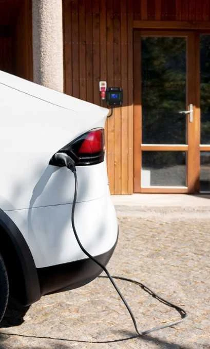 „DEFENZO WALLBOX PRO AC22“ išmanusis elektrinio automobilio įkroviklis