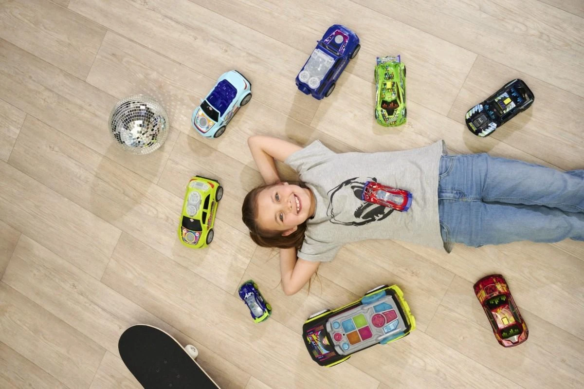 Muzikinis besisukantis interaktyvus automobilis Dickie Toys Mercedes-Benz G-Class