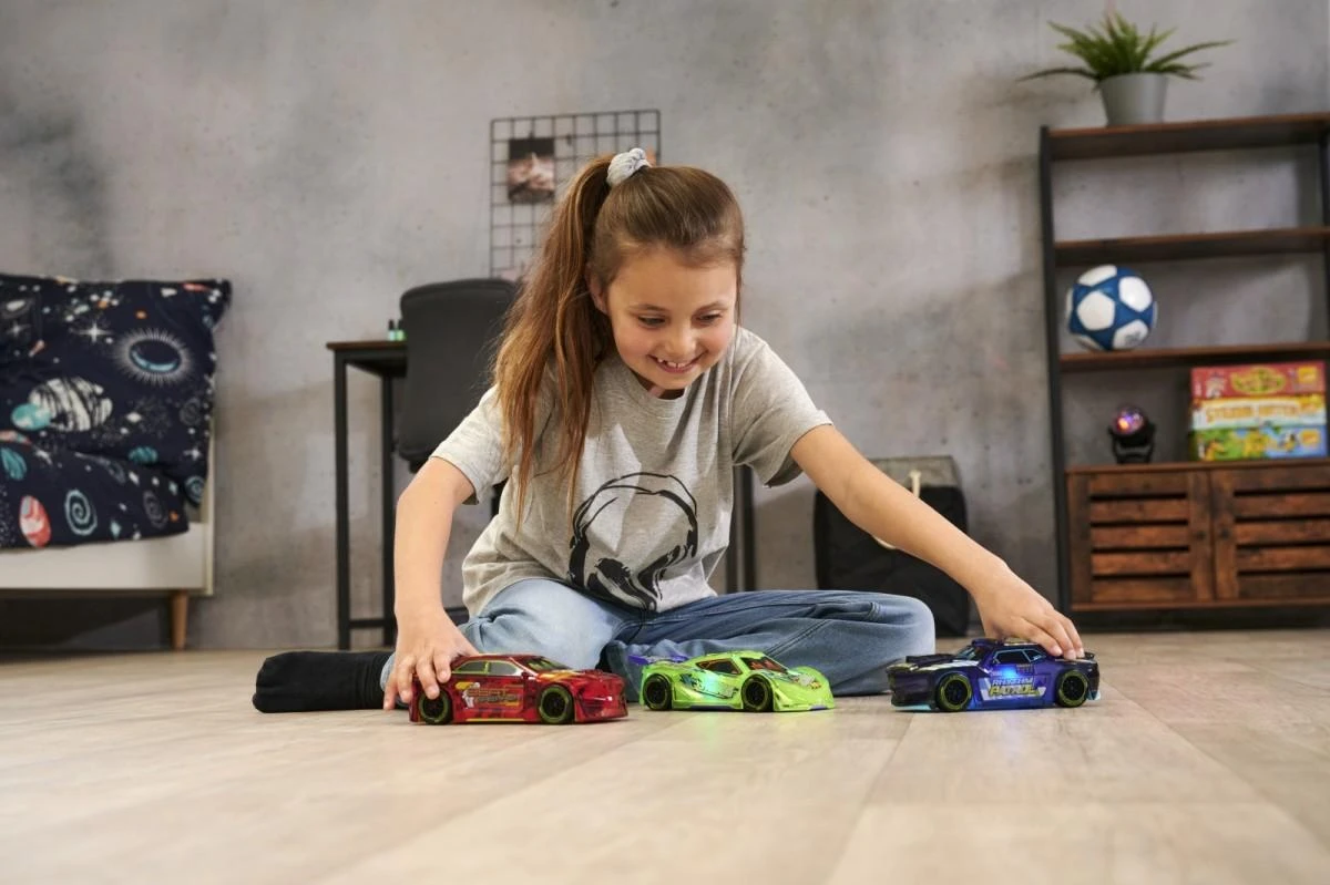 Lenktyninis automobilis su žibintais Garsas Speed Tronic Dickie Toys