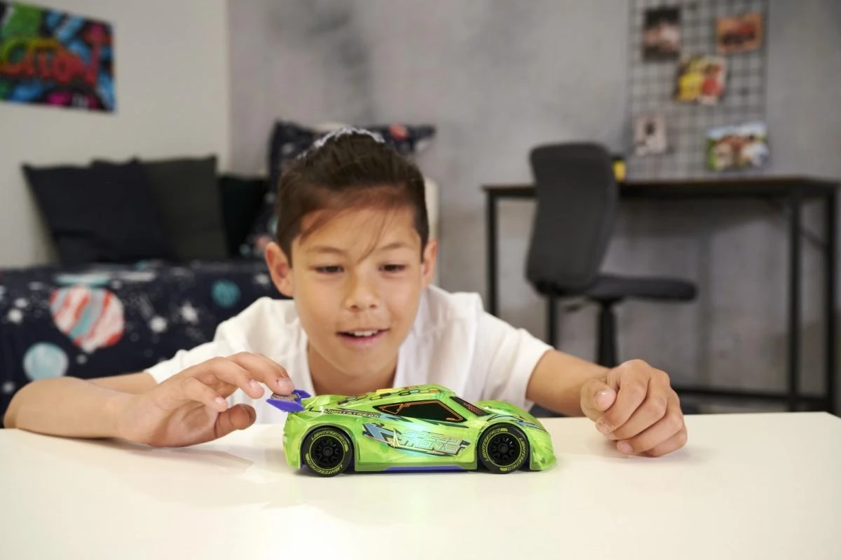 Lenktyninis automobilis su žibintais Garsas Speed Tronic Dickie Toys