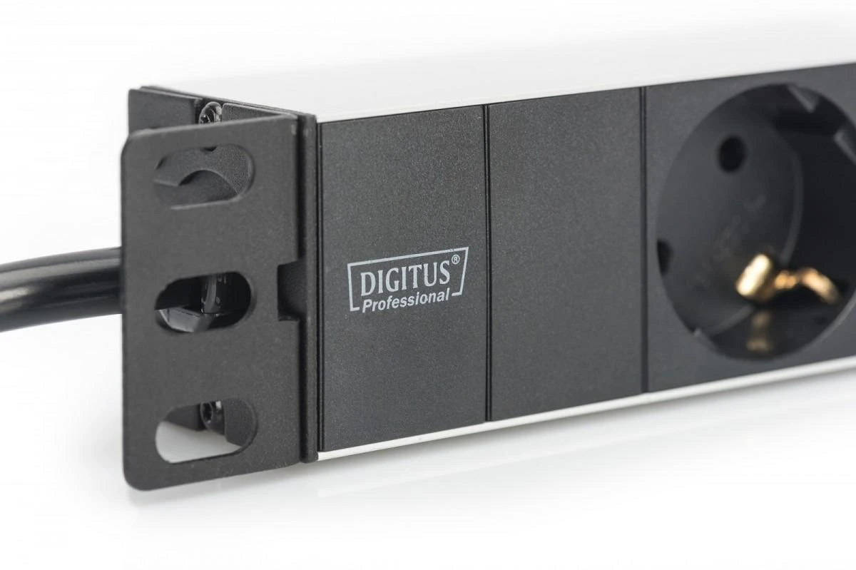 Assmann Electronic DIGITUS Outlet stripe 3x 10Inch 4000W 16A juodas su montavimo komplektu