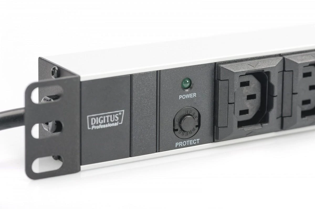 Assmann Electronic DIGITUS 19 colių išėjimo juostelė 10x juodas 10A 2500W Alu profilio apsauga nuo perkrovos C14 kištukas