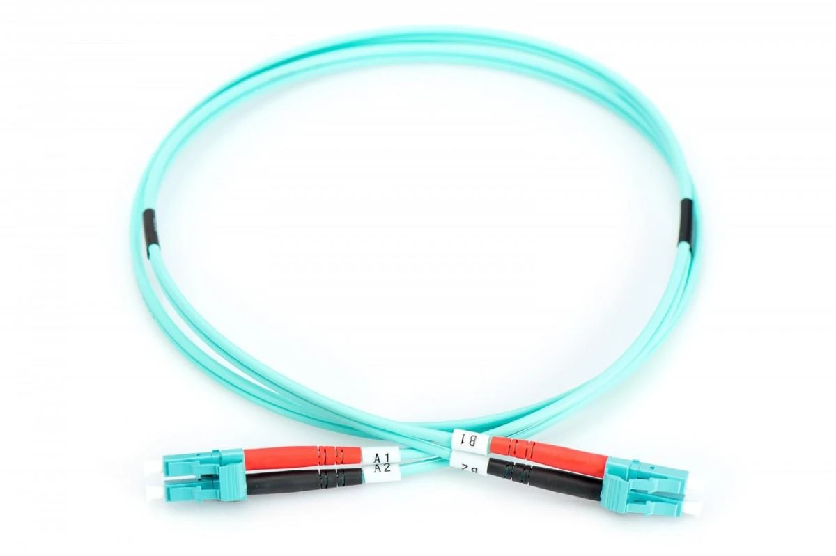 „Assmann“ elektroninis DIGITUS šviesolaidinis laidas nuo LC iki LC daugiamodis 50/125 m dvipusis ilgis, 10 m, OM3 klasė