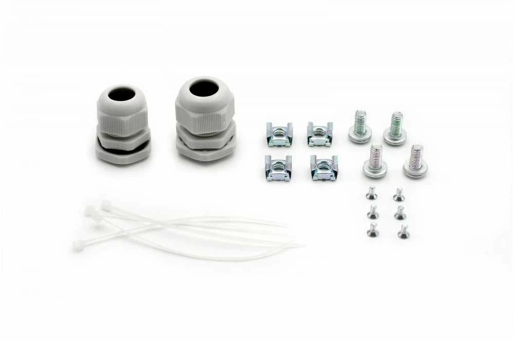 „Alantec“ FO tipo komutacinė panelė su 19 colių 1U priedu, 24x SC dx, OM3, adapteriais, ištraukiama, pilka