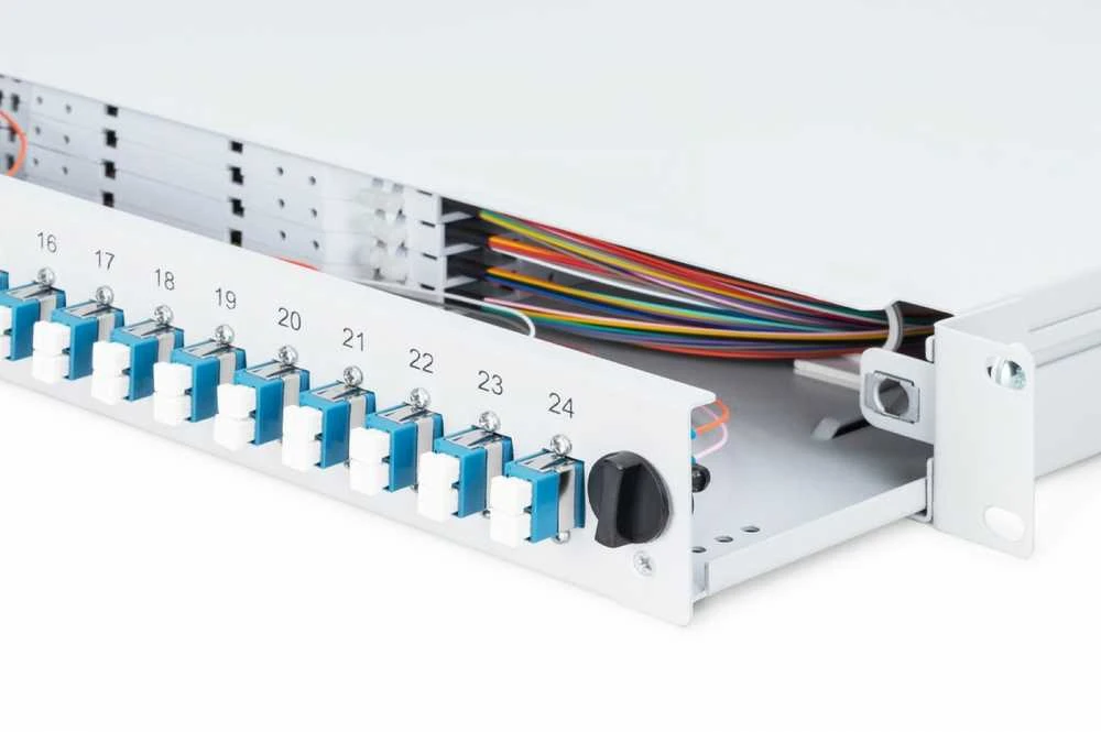 Assmann Electronic DIGITUS 19 colių šviesolaidinis stumdomas sujungimo dėžė 1U įrengtas 24xLC Duplex OS2 pilkas