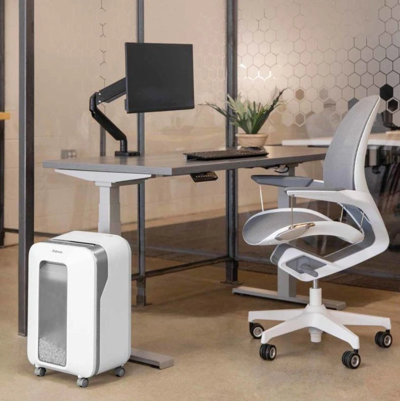 Fellowes LX201 naikiklis šiuolaikiniame biure