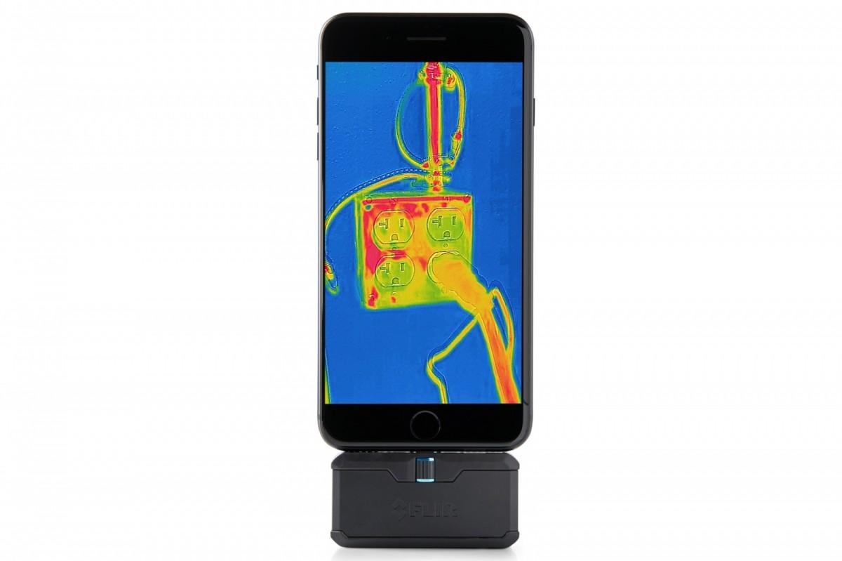 FLIR ONE PRO iOS - termo kamera iOS telefonams