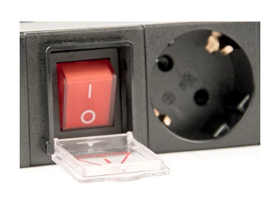 GEMBIRD PDU 8x Schuko 1U 10A 3m C14 Plug