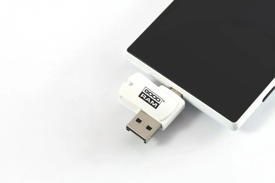 Micro SD kortelių skaitytuvas Goodram OTG (USB+microUSB)