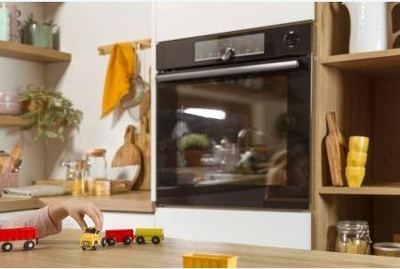Įmontuojama orkaite Gorenje BPS6747A06X, su pirolize